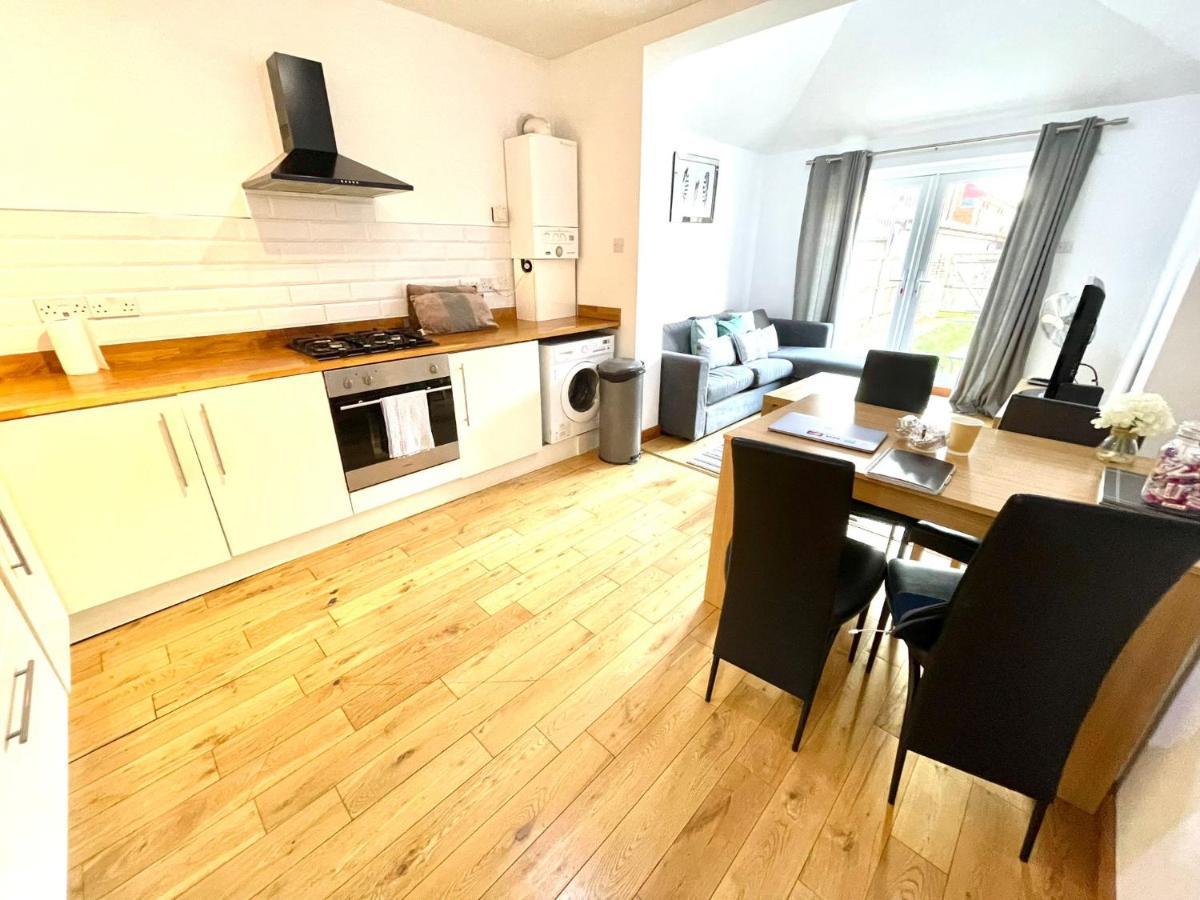 Koala & Tree - Renovated 2 Bed Apartment Ideal Location - Short Lets & Serviced Accommodation Cambridge Esterno foto