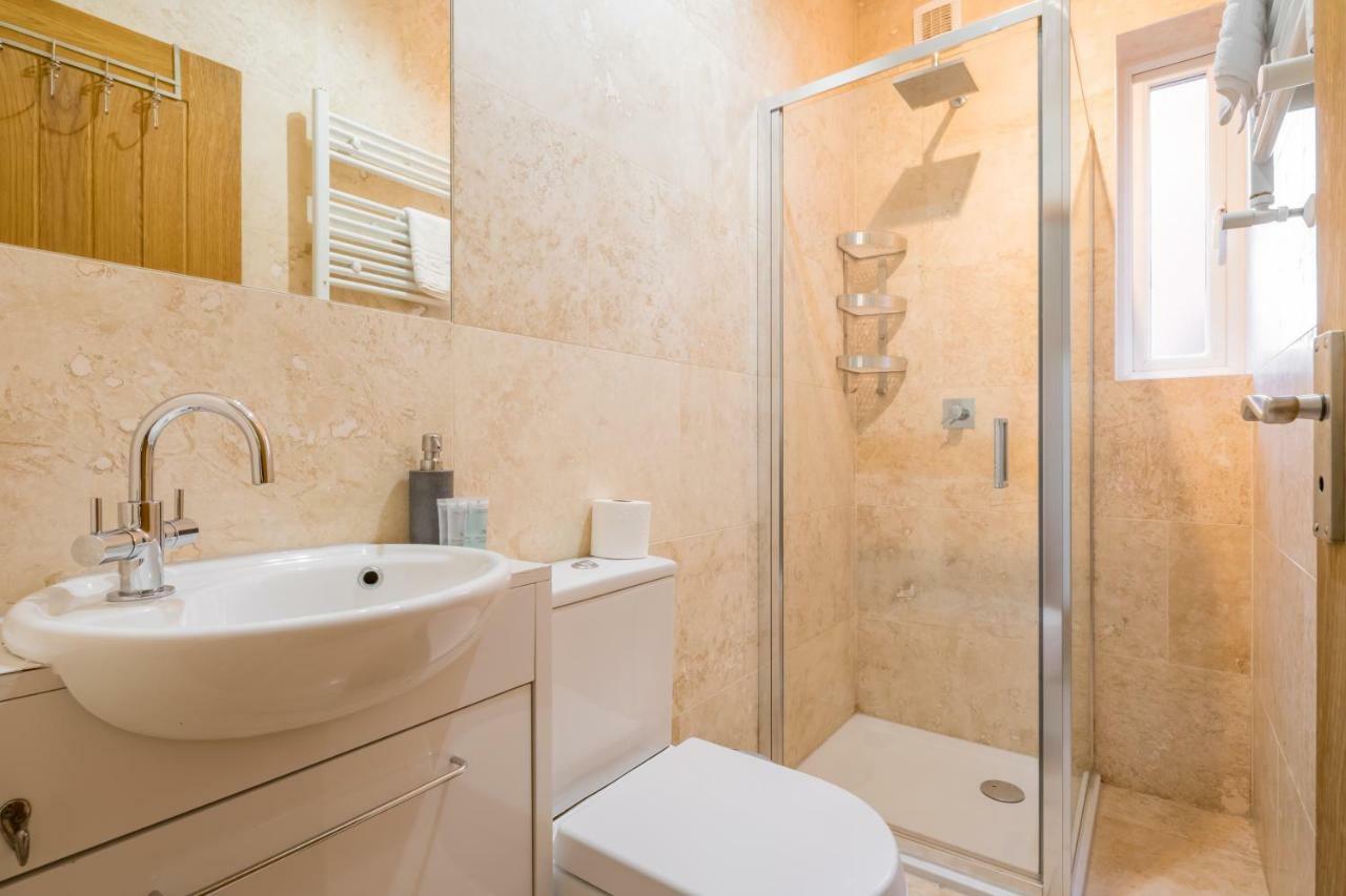 Koala & Tree - Renovated 2 Bed Apartment Ideal Location - Short Lets & Serviced Accommodation Cambridge Esterno foto